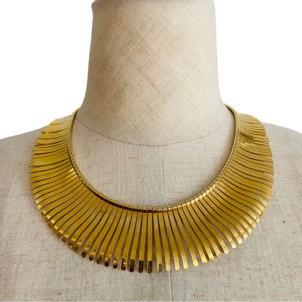 Vintage 80s 90s Retro Gold Tone Metal Fringe Choker Necklace